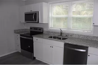 647 Madison Avenue, Daytona Beach, FL 32114 - Photo 9