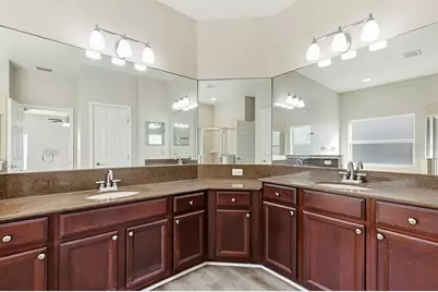 1762 Mira Lago Circle, Ruskin, FL 33570 - Photo 33