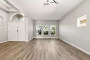 1762 Mira Lago Cir, Ruskin, FL 33570 - Photo 15