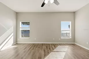 1762 Mira Lago Cir, Ruskin, FL 33570 - Photo 9