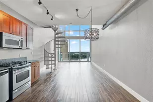 150 E Robinson St, Orlando, FL 32801 - Photo 9