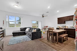 699 Madison Dr, Davenport, FL 33837 - Photo 3