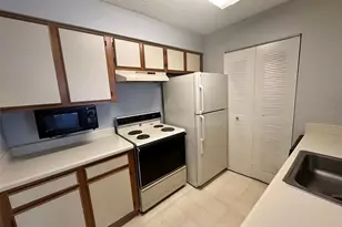 1063 S Hiawassee Rd, Orlando, FL 32835 - Photo 7