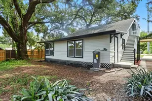 7806 N Van Dyke Pl, Tampa, FL 33604 - Photo 27