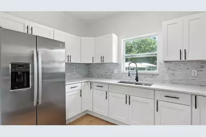 7806 N Van Dyke Place, Tampa, FL 33604 - Photo 13