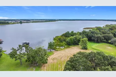2615 Hickory Tree Road, Saint Cloud, FL 34772 - Photo 11