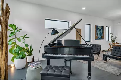 239 E Harding Street, Orlando, FL 32806 - Photo 17