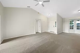 972 Forest Hill Dr, Minneola, FL 34715 - Photo 3