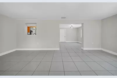 1352 Foxwood Drive, Lutz, FL 33549 - Photo 15