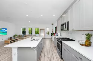 652 Benoi Dr, Davenport, FL 33896 - Photo 15