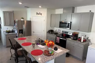 2606 Angel Fls Dr, Davenport, FL 33837 - Photo 7