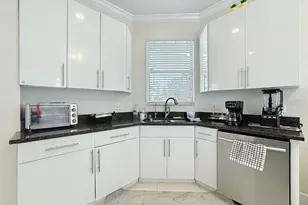 573 Neumann Village Ct, Ocoee, FL 34761 - Photo 7