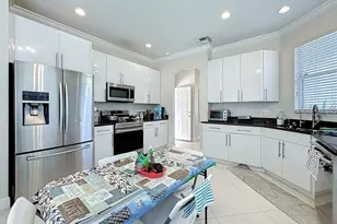 573 Neumann Village Ct, Ocoee, FL 34761 - Photo 5