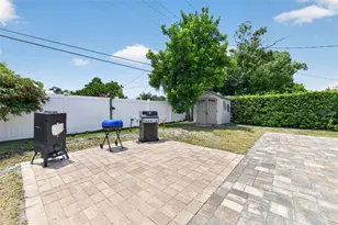 2815 Southern Pkwy W, Bradenton, FL 34205 - Photo 17