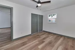 510 91st Ave N, Saint Petersburg, FL 33702 - Photo 17