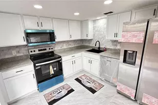 2320 Pebble Brook Rd, Kissimmee, FL 34741 - Photo 5