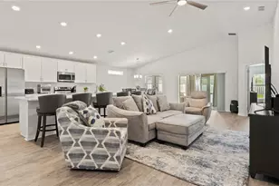 7046 Bently Dr, Lakeland, FL 33809 - Photo 9