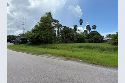 1st Street NE, Ruskin, FL 33570 - Photo 3