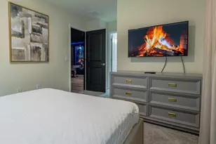 2106 Lelani Cir, Davenport, FL 33897 - Photo 9