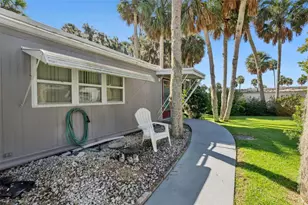 52 Sabal Palm Cir, Eustis, FL 32726 - Photo 7