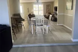 24 Oakwood Dr N, Englewood, FL 34223 - Photo 5