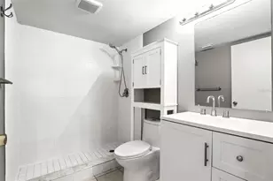 8201 Sun Spring Cir, Orlando, FL 32825 - Photo 19