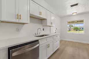 3642 Periwinkle Dr, Winter Park, FL 32792 - Photo 7