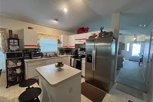 25119 Cranes Roost Cir, Leesburg, FL 34748 - Photo 7