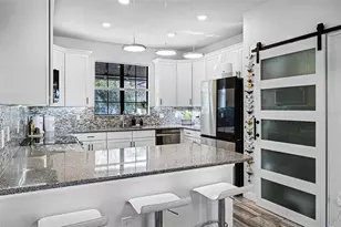 1317 Shinnecock Hills Dr, Davenport, FL 33896 - Photo 15