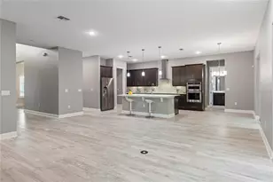 8066 Ludington Cir, Orlando, FL 32836 - Photo 9