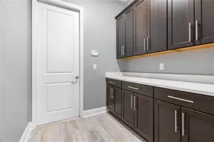 8066 Ludington Cir, Orlando, FL 32836 - Photo 17