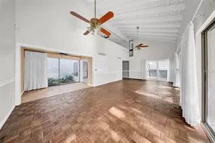 14123 Cypress Cir, Tampa, FL 33618 - Photo 9