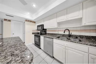 14123 Cypress Circle #14123, Tampa, FL 33618 - Photo 13