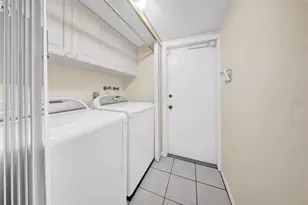 14123 Cypress Cir, Tampa, FL 33618 - Photo 17