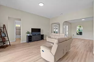 3715 Paradiso Cir, Kissimmee, FL 34746 - Photo 9