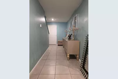 566 Sunlit Coral Street, Ruskin, FL 33570 - Photo 5