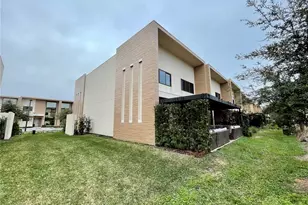 7483 Brooklyn Dr, Kissimmee, FL 34747 - Photo 3