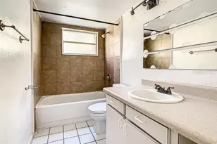 714 Michigan Ct, Saint Cloud, FL 34769 - Photo 17