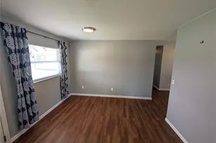 1002 Kirkland Dr, Tampa, FL 33619 - Photo 11