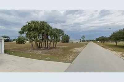 1416 SW 7th Court, Cape Coral, FL 33991 - Photo 5