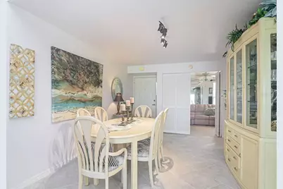 5845 Trailwinds Drive #531, Fort Myers, FL 33907 - Photo 9