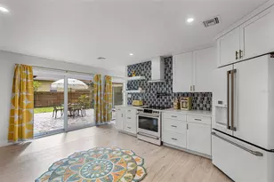 940 Alba Dr, Orlando, FL 32804 - Photo 13