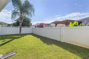 594 Lacy Pl, The Villages, FL 32162 - Photo 33