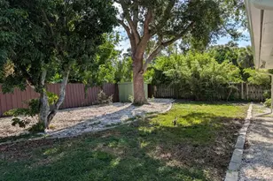 1176 40th St, Sarasota, FL 34234 - Photo 27