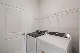 1820 Brekey Wy, Zephyrhills, FL 33541 - Photo 21