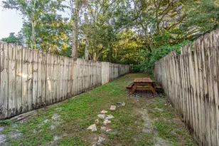 6218 Oak Cluster Cir, Tampa, FL 33634 - Photo 11