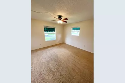 9230 SE 179th Wesley Street, The Villages, FL 32162 - Photo 13