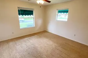 9230 SE 179th Wesley St, The Villages, FL 32162 - Photo 13