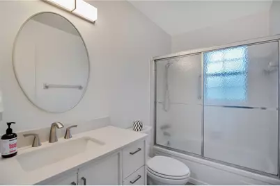 239 N Hill Avenue #110, Deland, FL 32724 - Photo 15