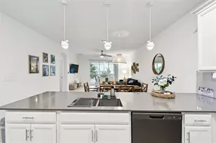 8879 Cabot Cliffs Dr, Davenport, FL 33896 - Photo 7